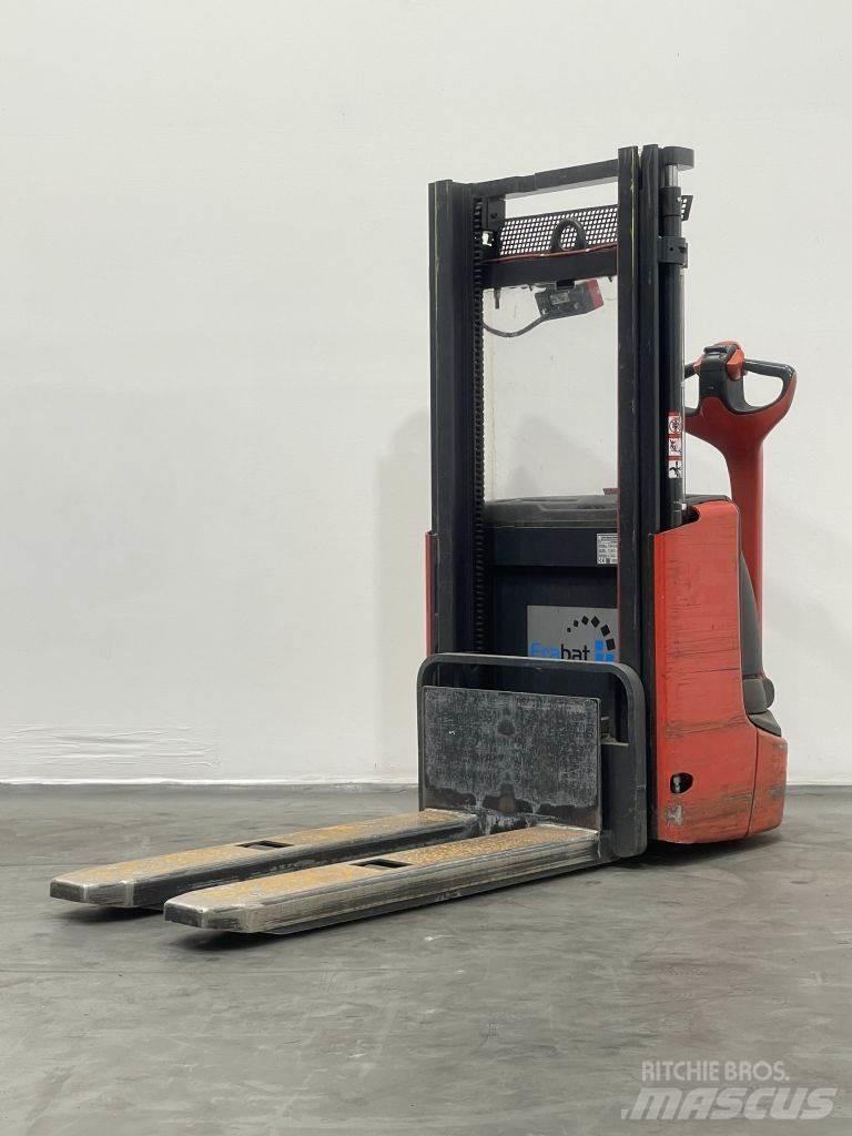 Linde L12 行走控制式堆積機