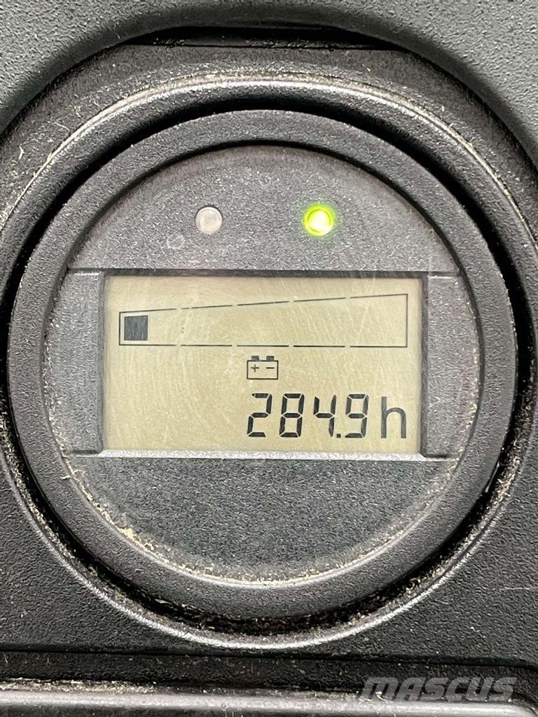 Linde L12i-1172 行走控制式堆積機