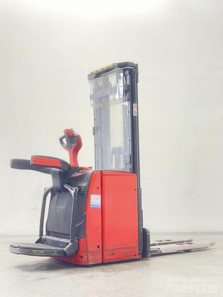 Linde L14AP-1173 行走控制式堆積機
