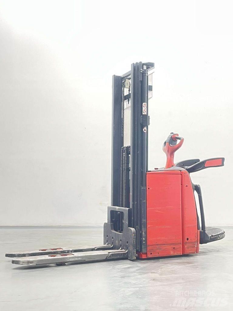 Linde L14AP-1173 行走控制式堆積機