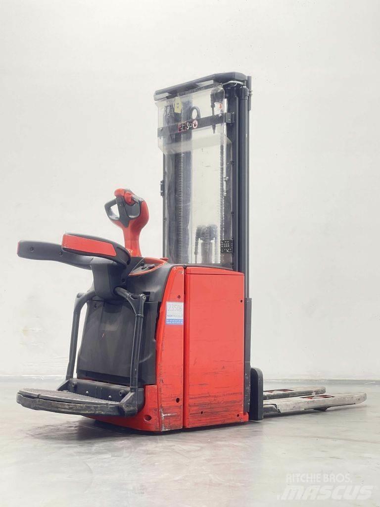 Linde L14AP-1173 行走控制式堆積機