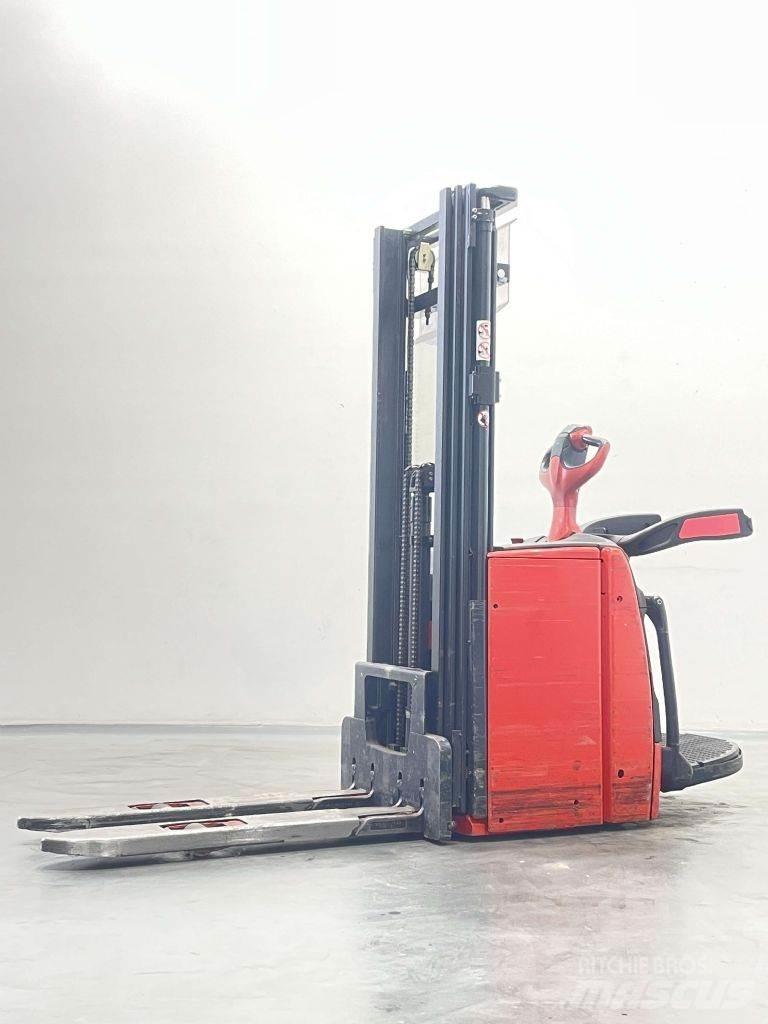 Linde L14AP-1173 行走控制式堆積機