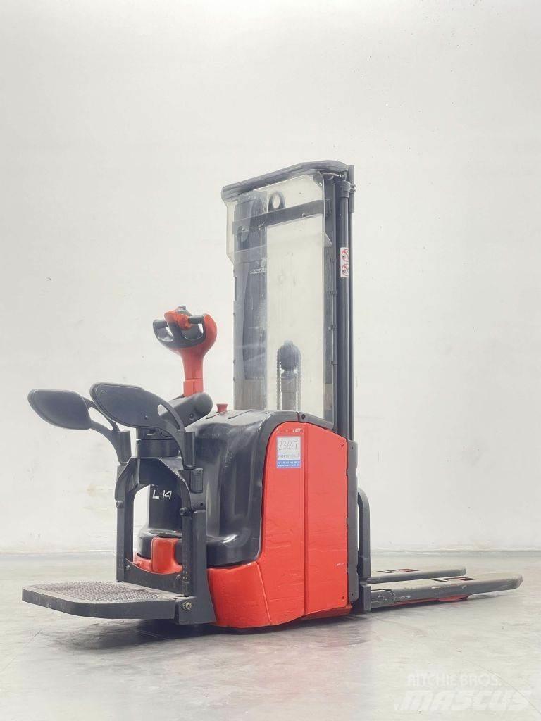 Linde L14AP-372 行走控制式堆積機