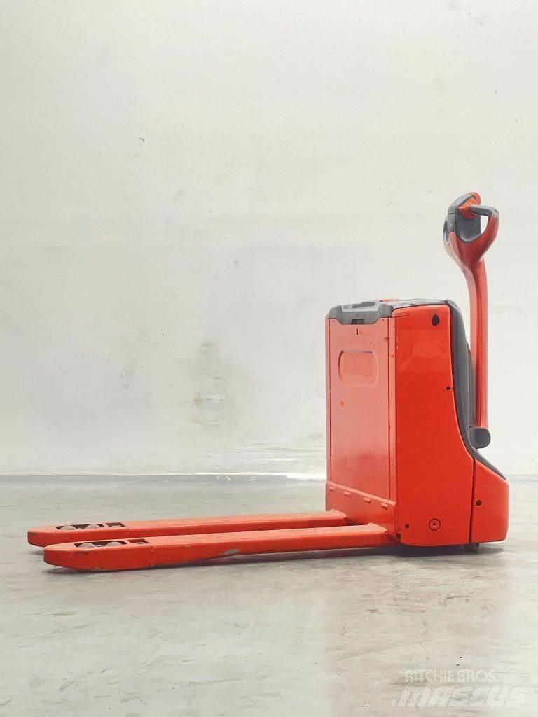 Linde T16-1152 低架升降機