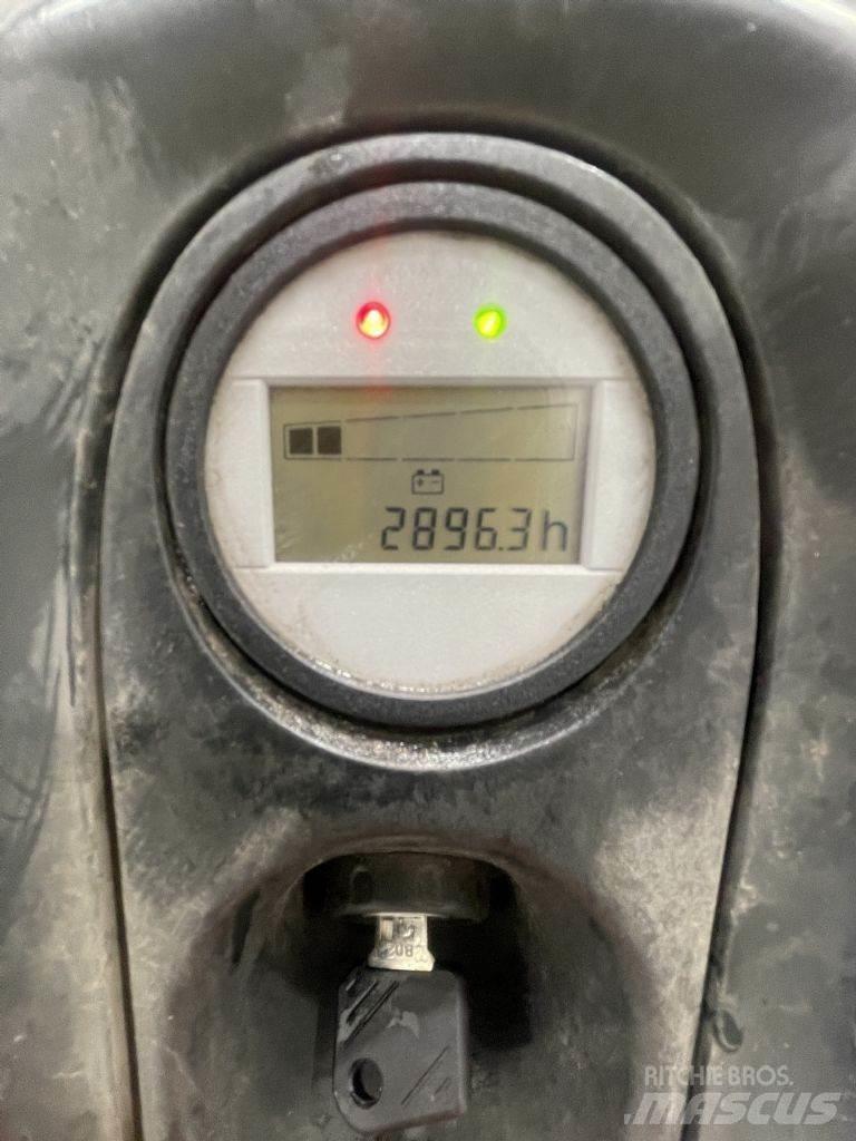 Linde T16-1152-Li-Ion 低架升降機