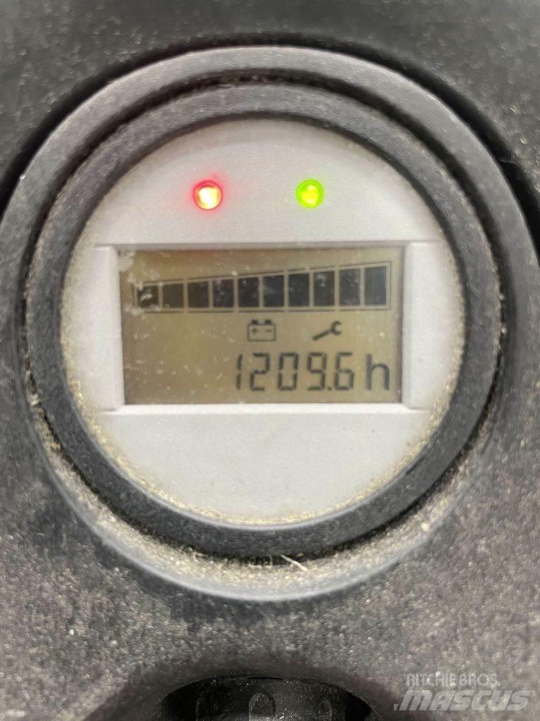 Linde T18-1152-Li-Ion 低架升降機