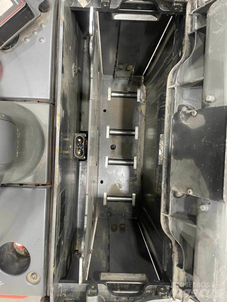 Linde T30SP-131 低架升降機