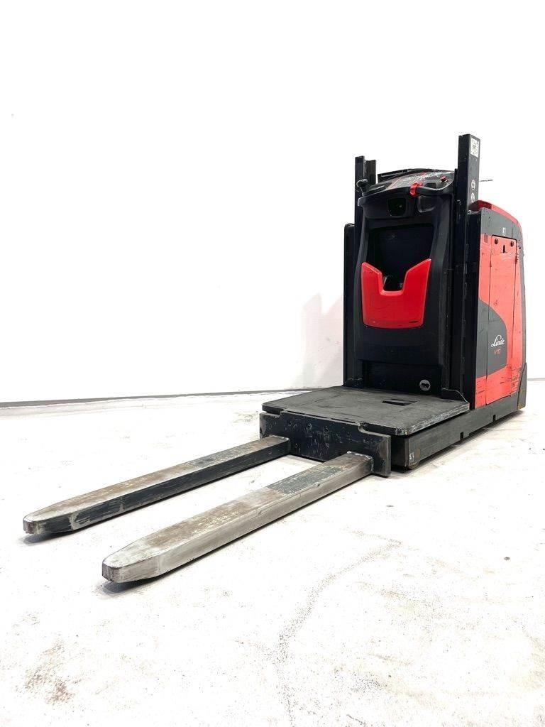 Linde V10-5212 低架裝載機