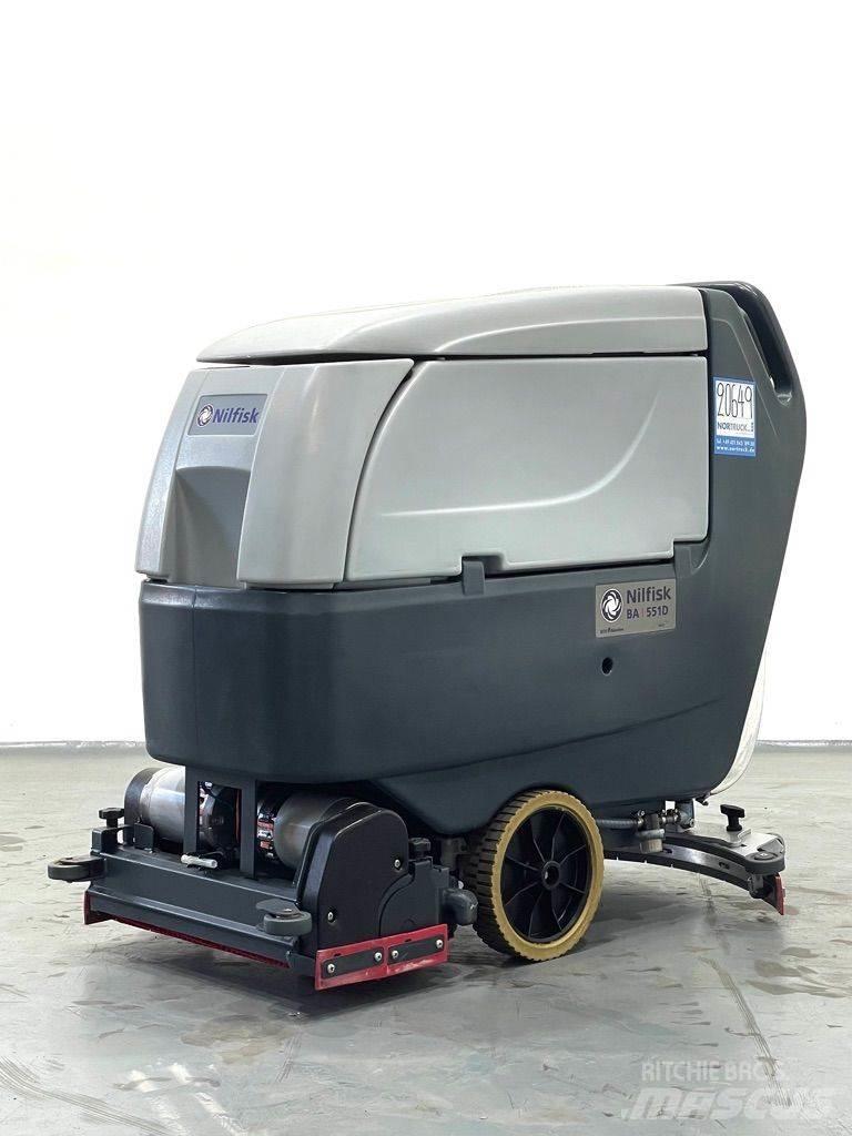 Nilfisk BA 551 CD 掃倉機