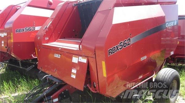 Case IH RBX562 圓型牧草打包機