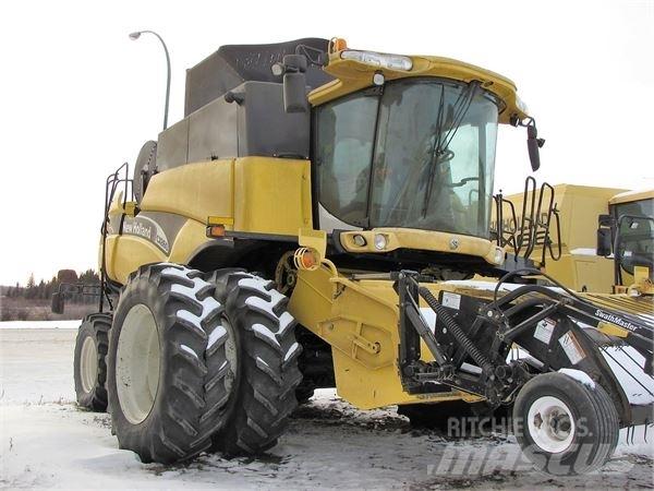 New Holland CX860 聯合收穫機
