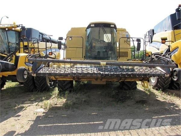 New Holland TX66 聯合收穫機