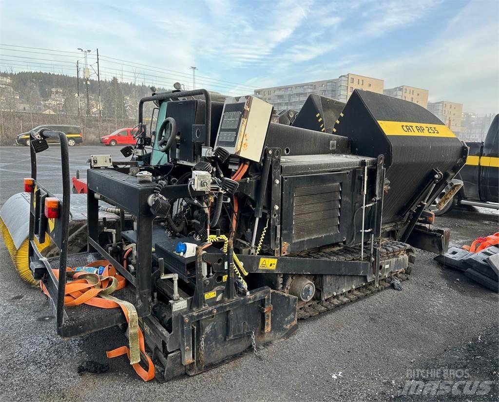 CAT AP255 Paver 瀝青攤舖機/鋪路機