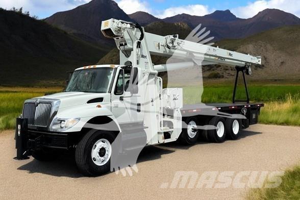 Altec AC26-103B 起重機卡車