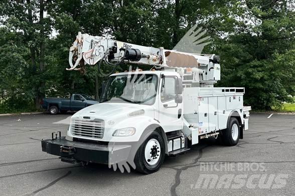 Altec DM47BTR 卡車裝載高空作業車