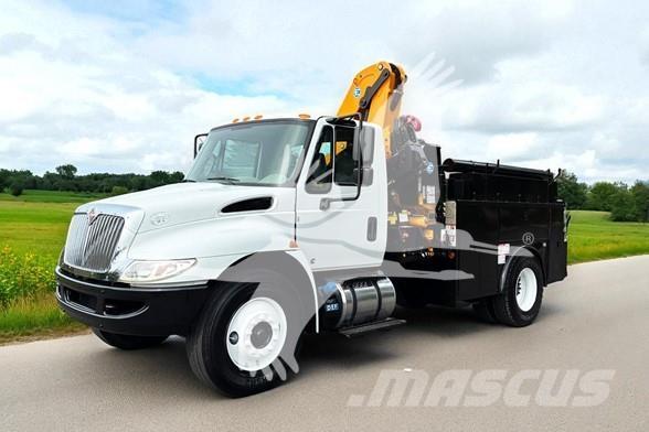 Effer 135/3S 木材起重機