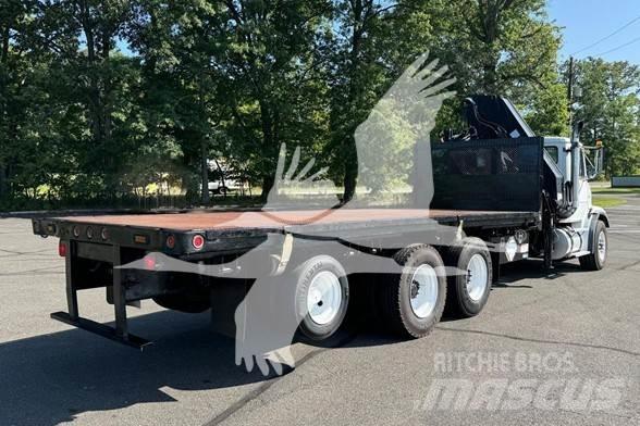 Hiab 300-6 木材起重機