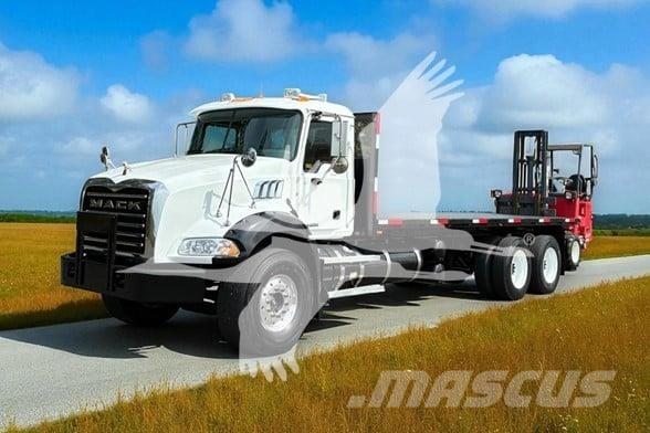 Moffett M55 卡車載式堆高機