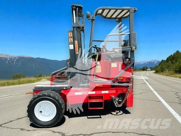 Moffett M5500P 卡車載式堆高機