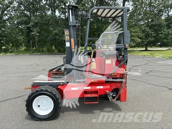 Moffett M5500P 卡車載式堆高機
