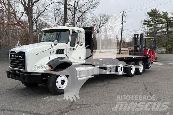 Moffett M8 55.4 卡車載式堆高機