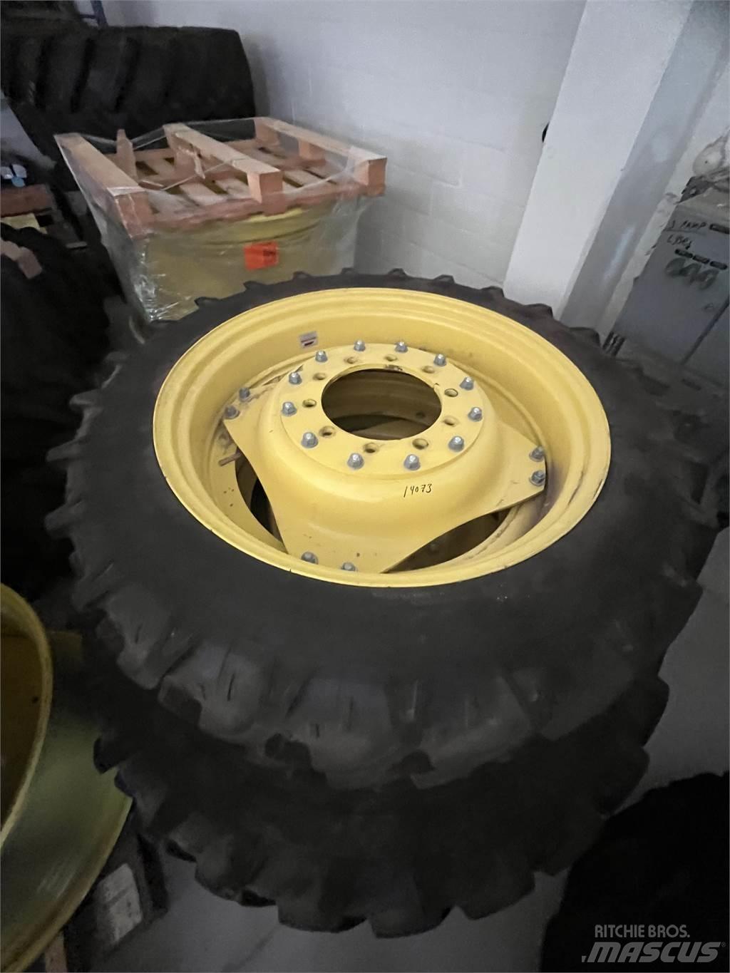  300/95X52 270/95X36 輪胎、車輪和輪圈
