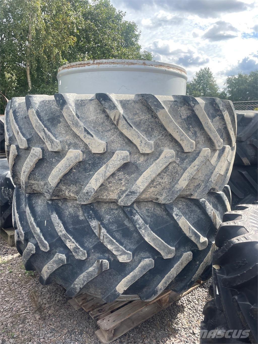  650/65X38 DUBBELMONTAGE 輪胎、車輪和輪圈
