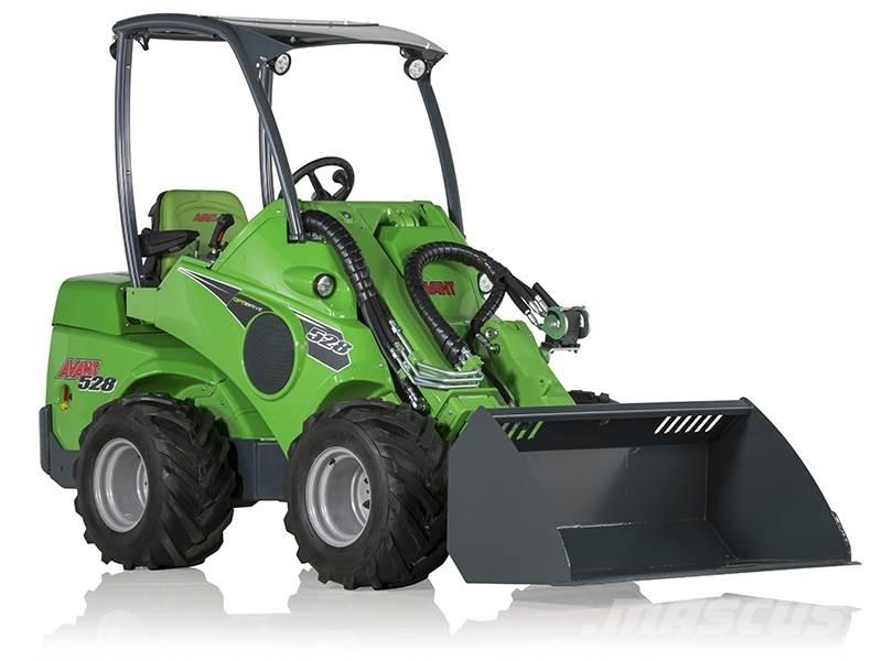 Avant 528 滑移轉向裝載機