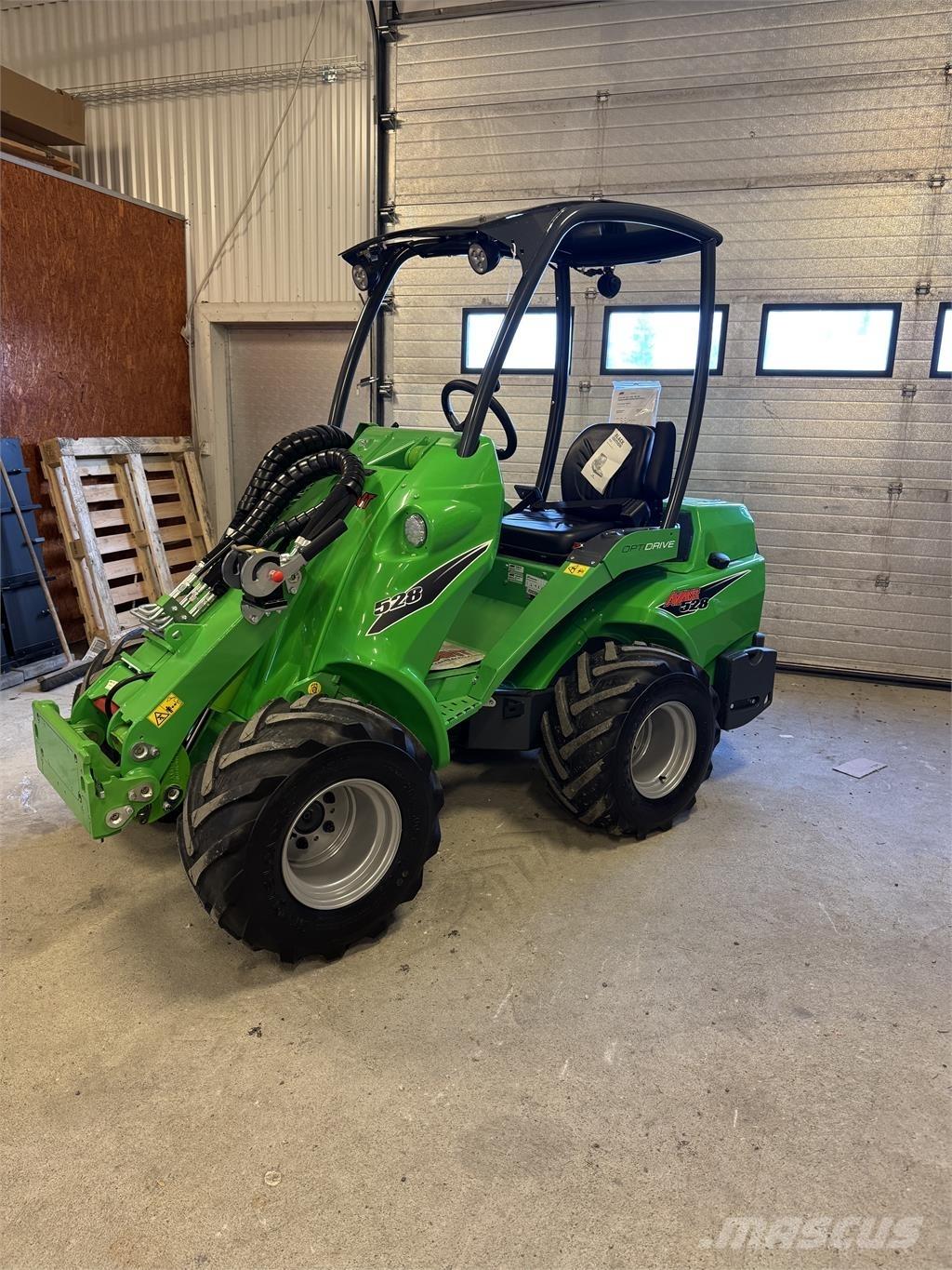 Avant 528 KAMPANJ 滑移轉向裝載機