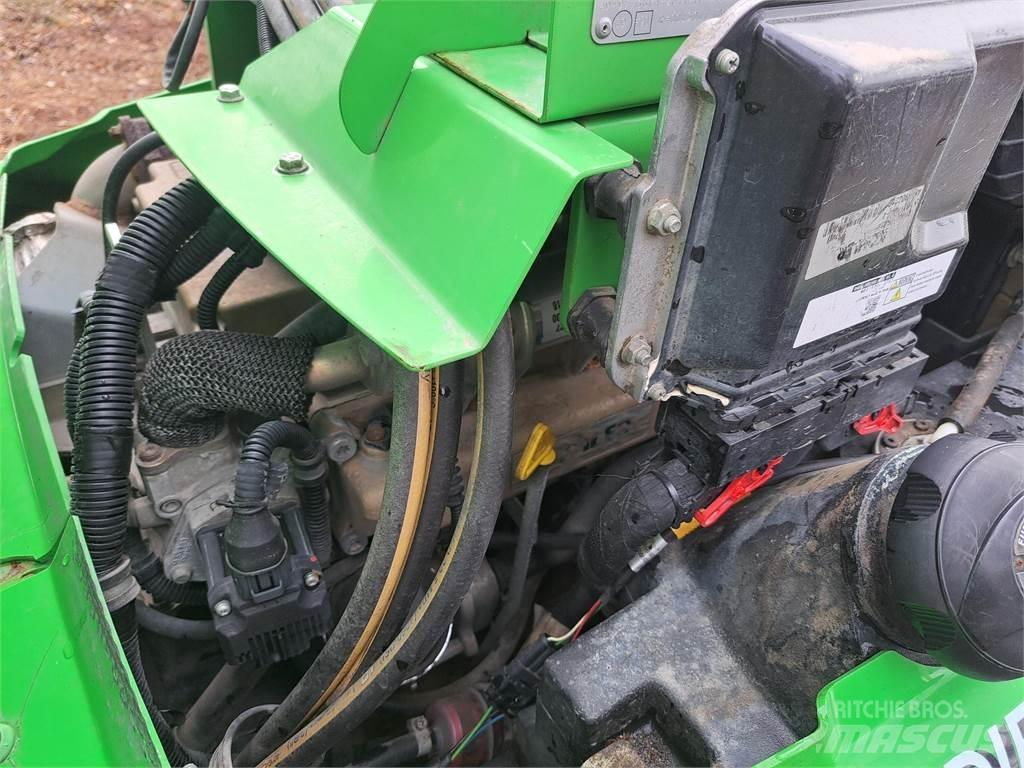 Avant 760i 滑移轉向裝載機