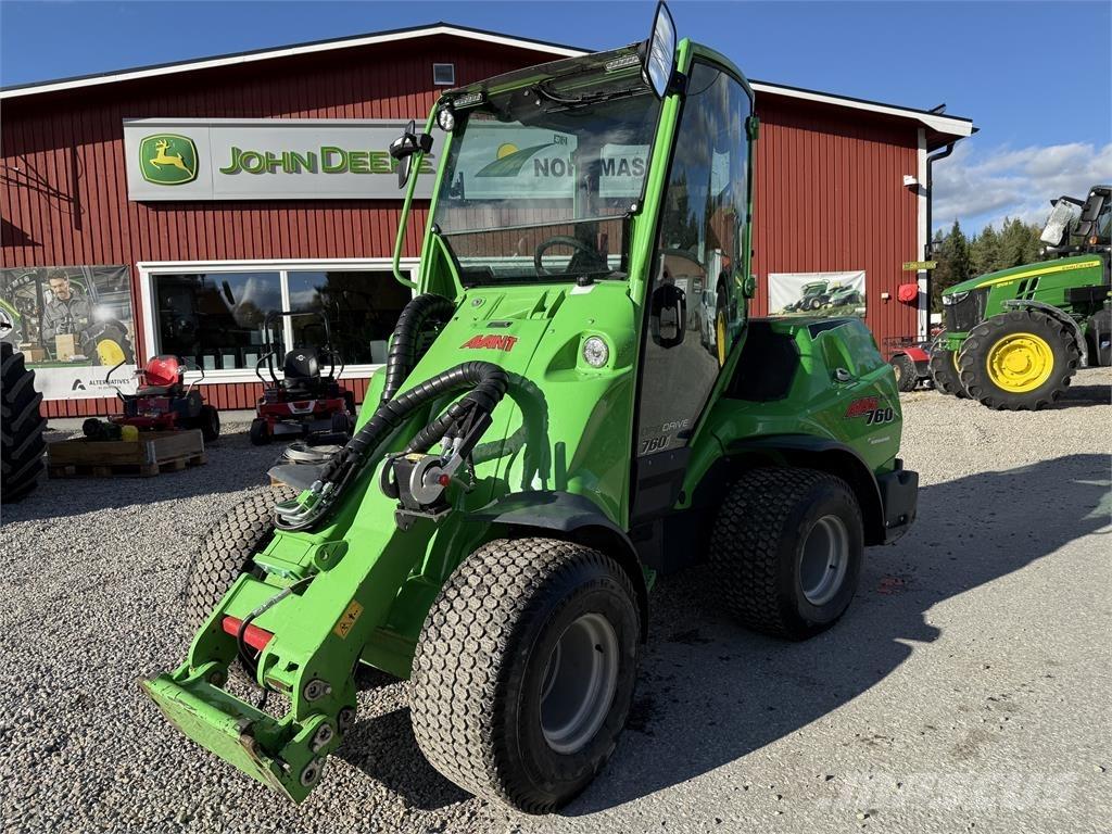 Avant 760i 滑移轉向裝載機