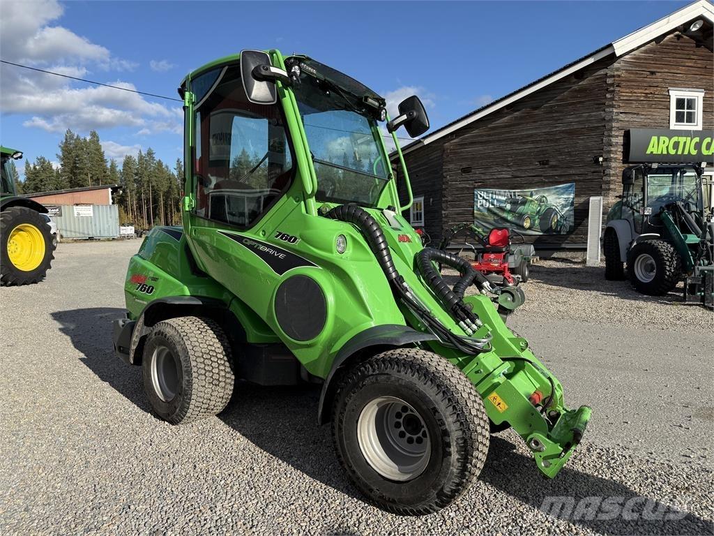 Avant 760i 滑移轉向裝載機