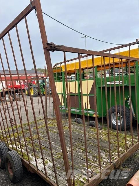  BALVAGN 草捆拖車