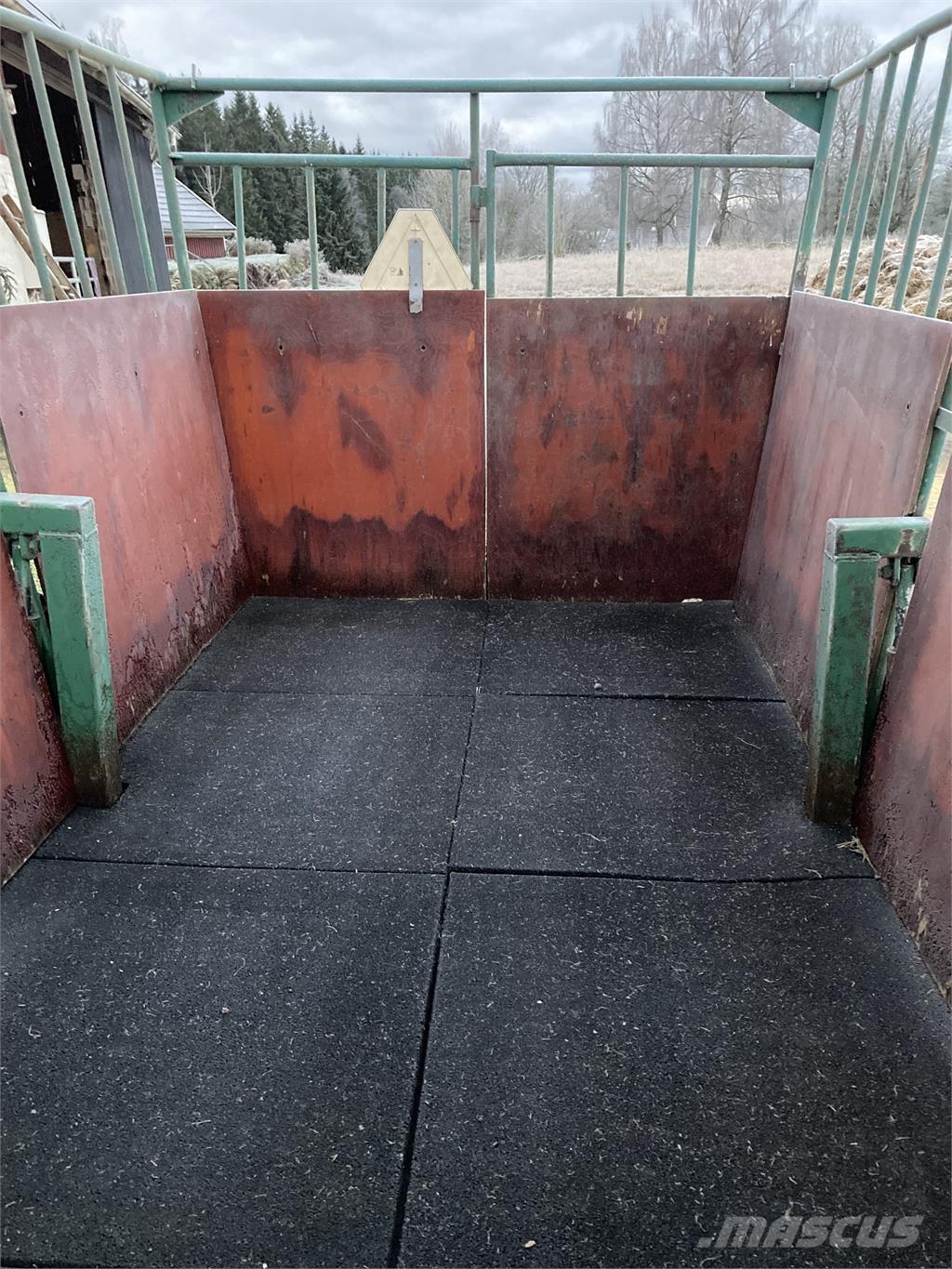  DJURVAGN 其他裝載挖掘裝置和配件