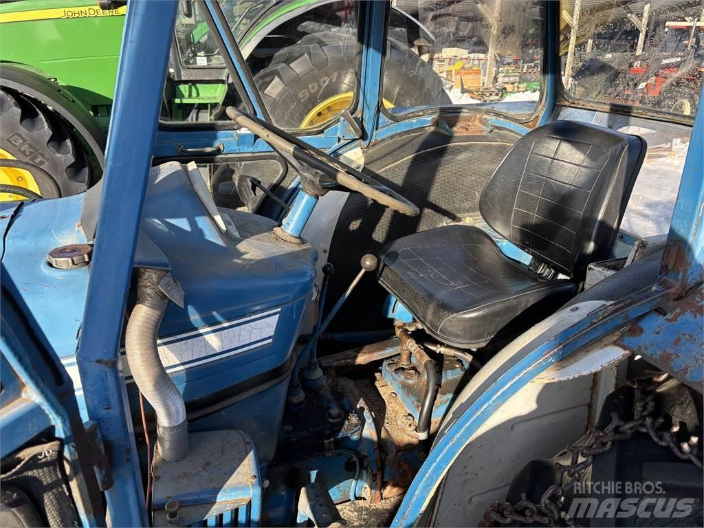 Ford 5000 med lastare 曳引機