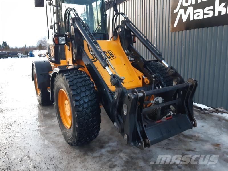 JCB 411 HT STORA BM 輪胎式裝載機
