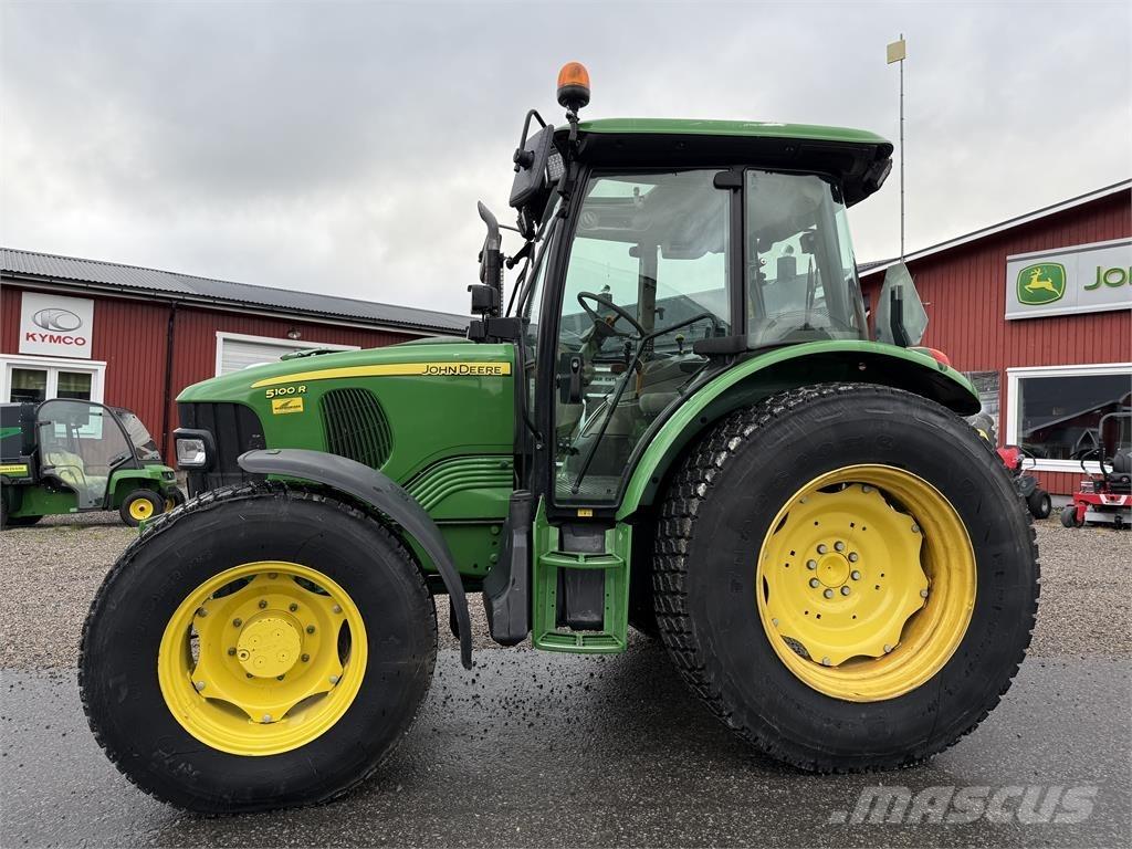 John Deere 5100R 曳引機