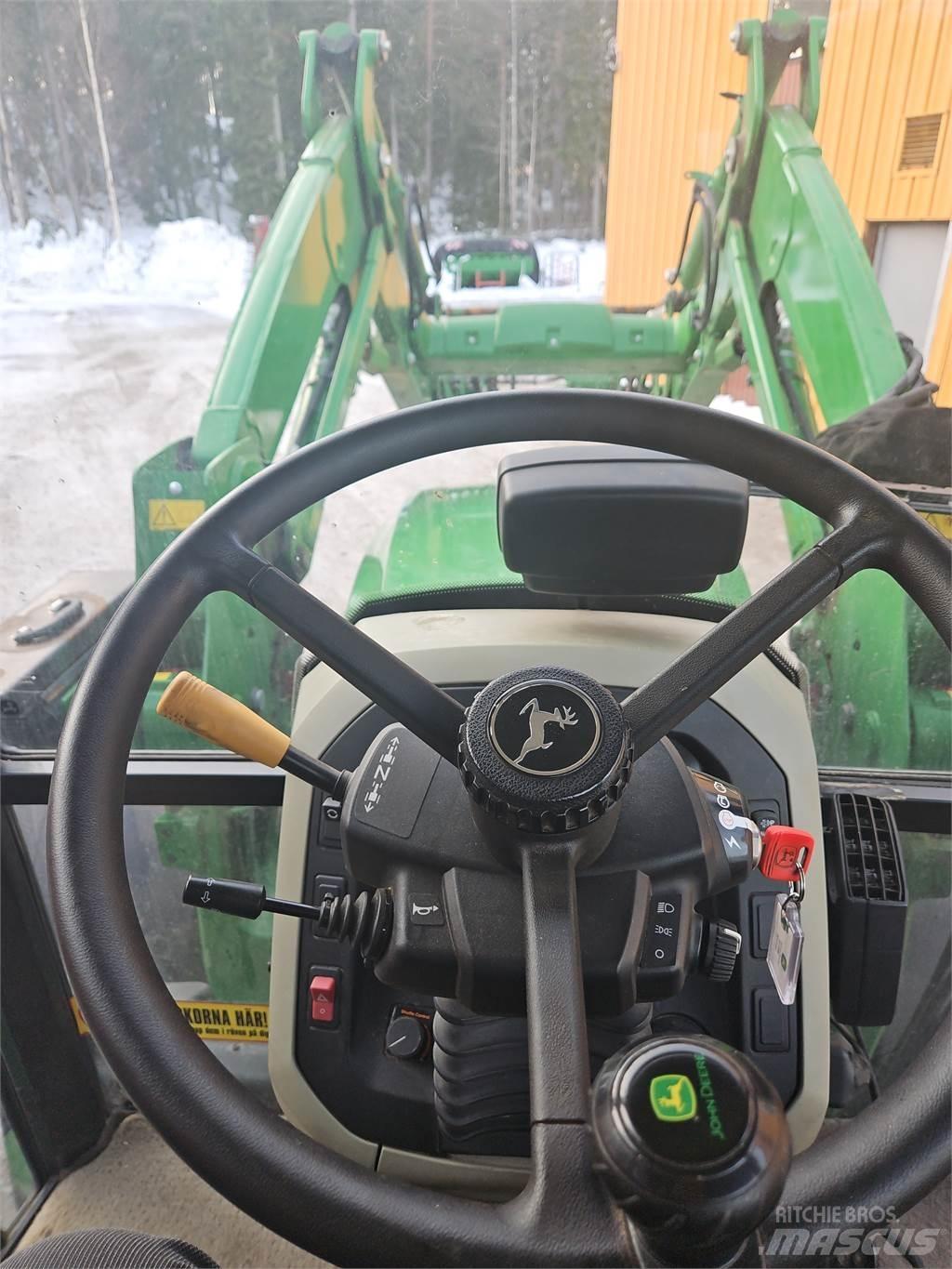 John Deere 5115M 曳引機