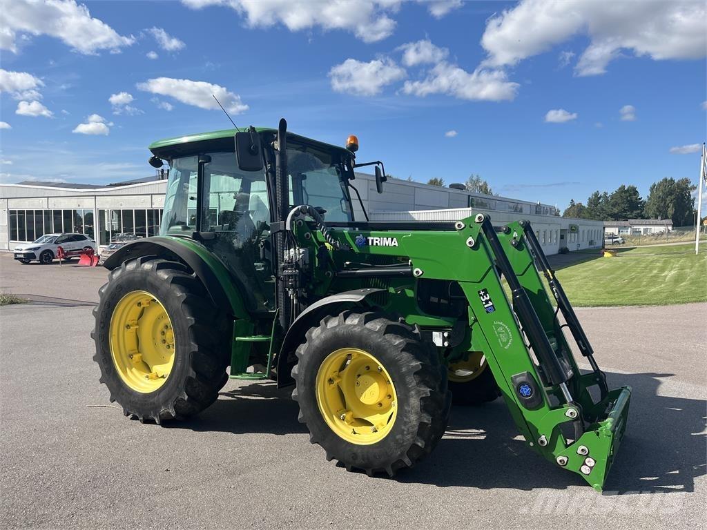 John Deere 5620 曳引機