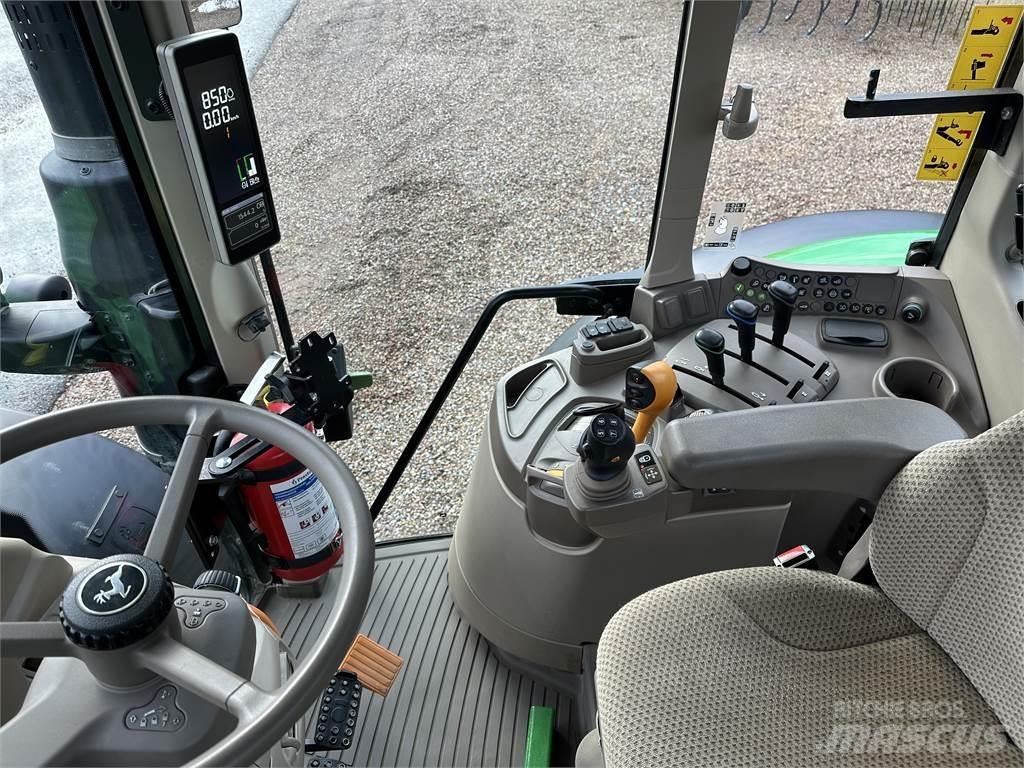 John Deere 6120M 曳引機