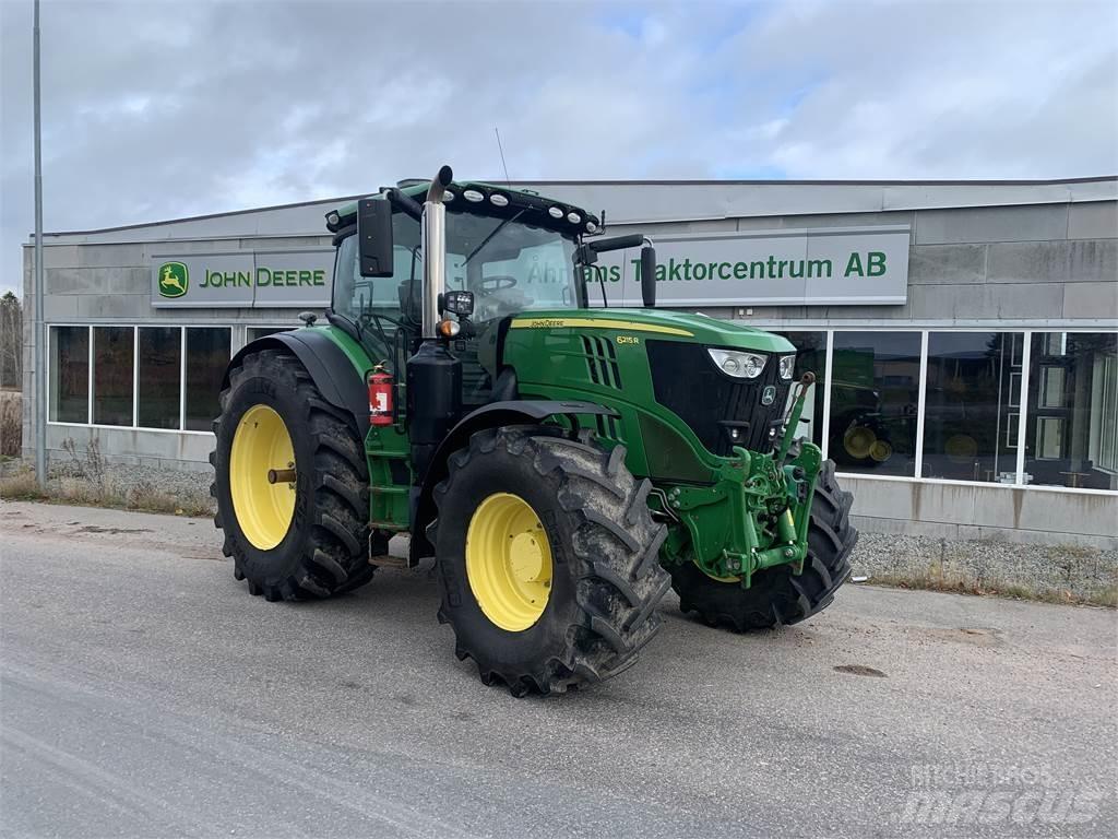John Deere 6215R 曳引機