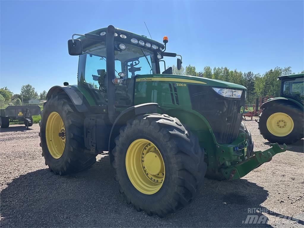 John Deere 7230R 曳引機