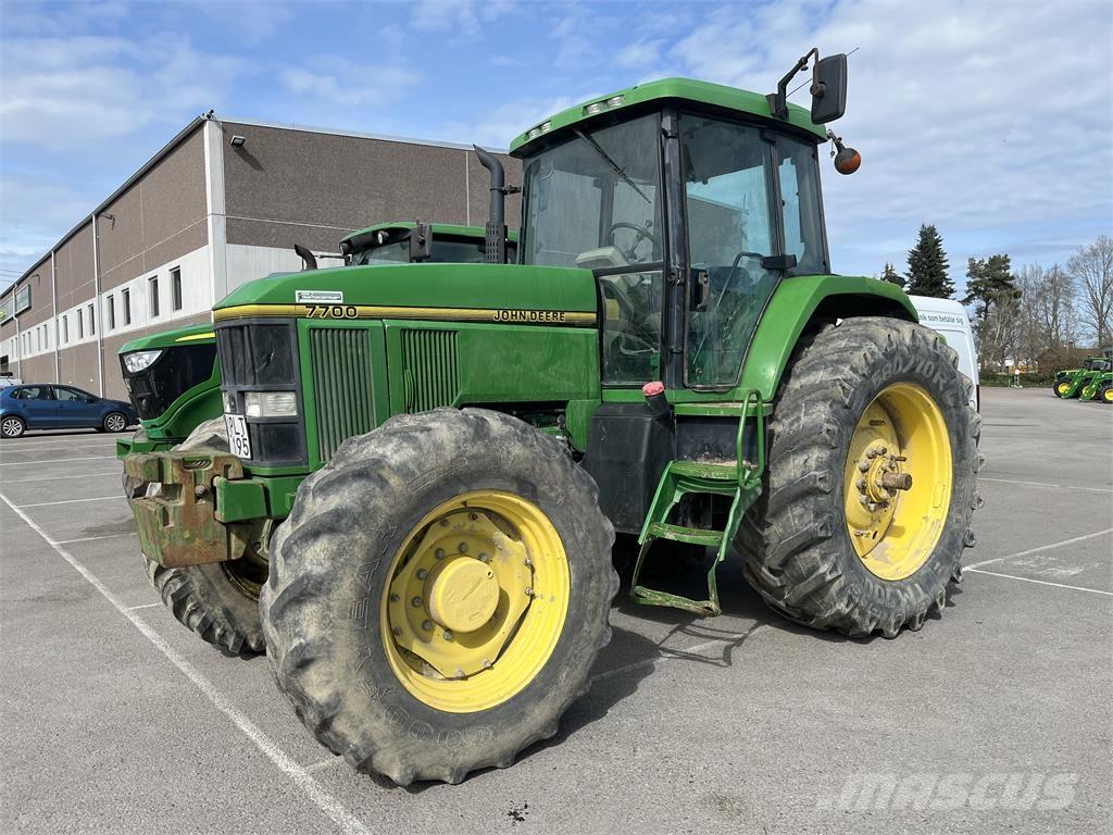 John Deere 7700 曳引機