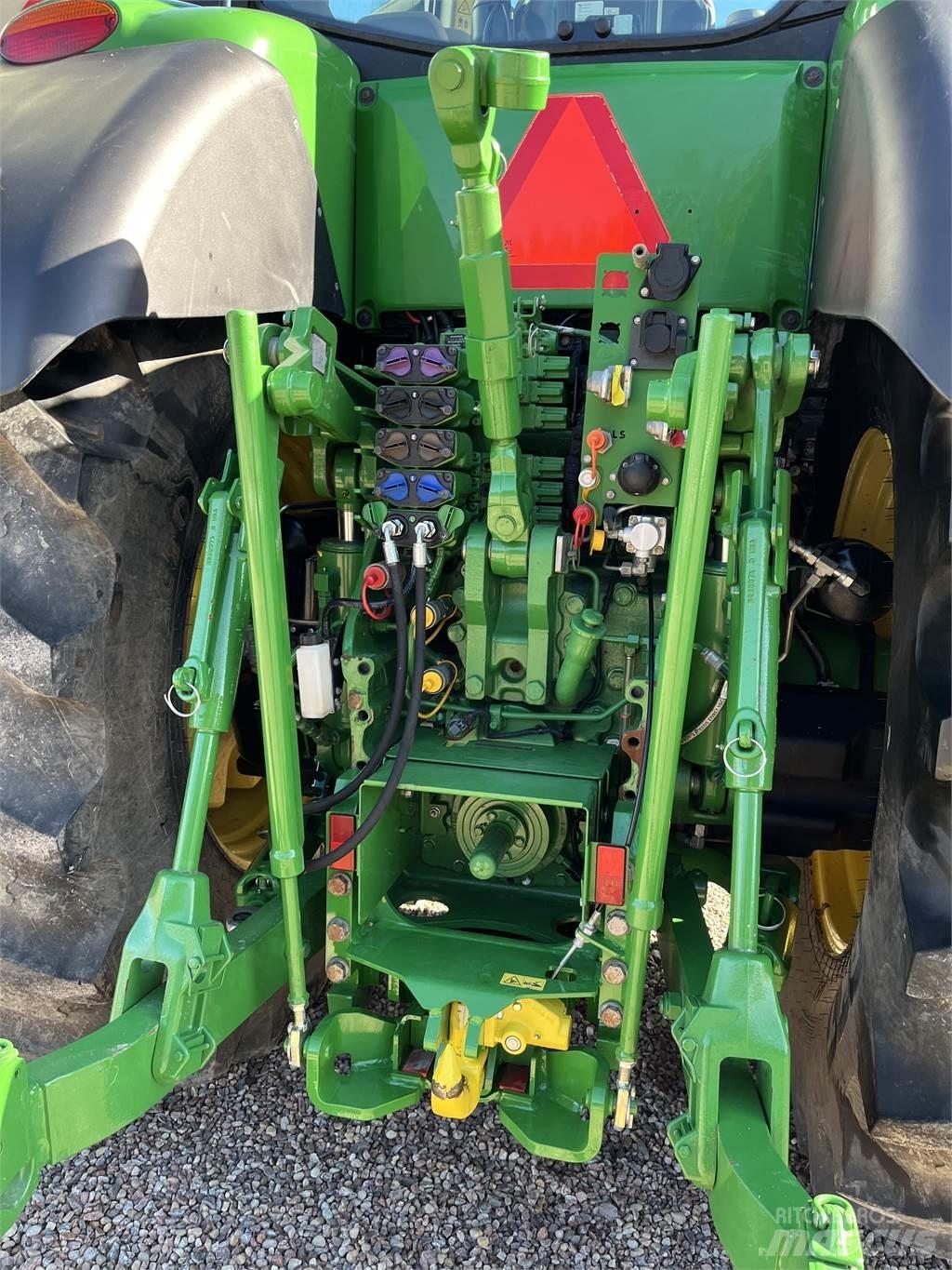 John Deere 8370R 曳引機