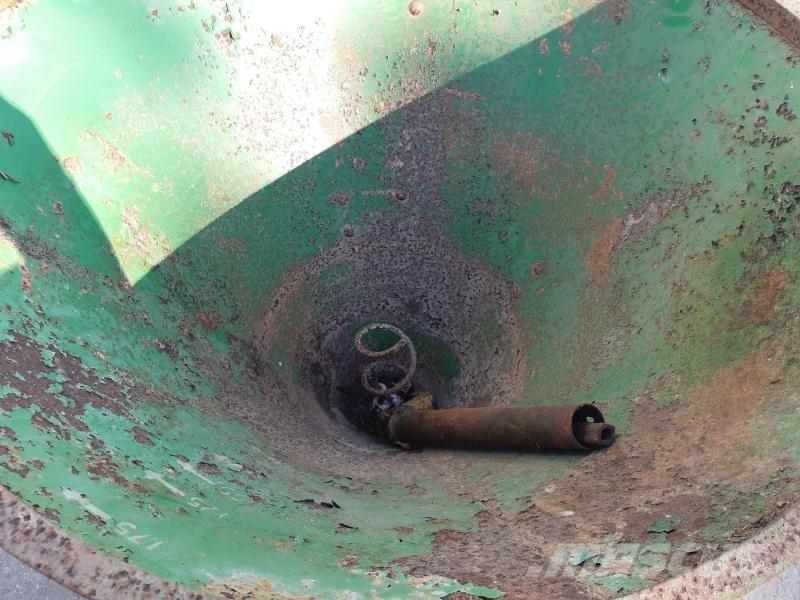  KONSTGÖDSEL TRATT 其他播種機和配件