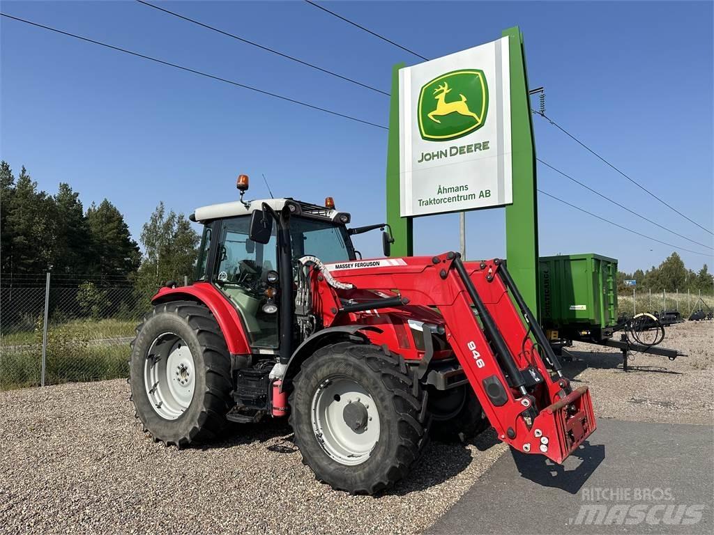 Massey Ferguson 5712 曳引機
