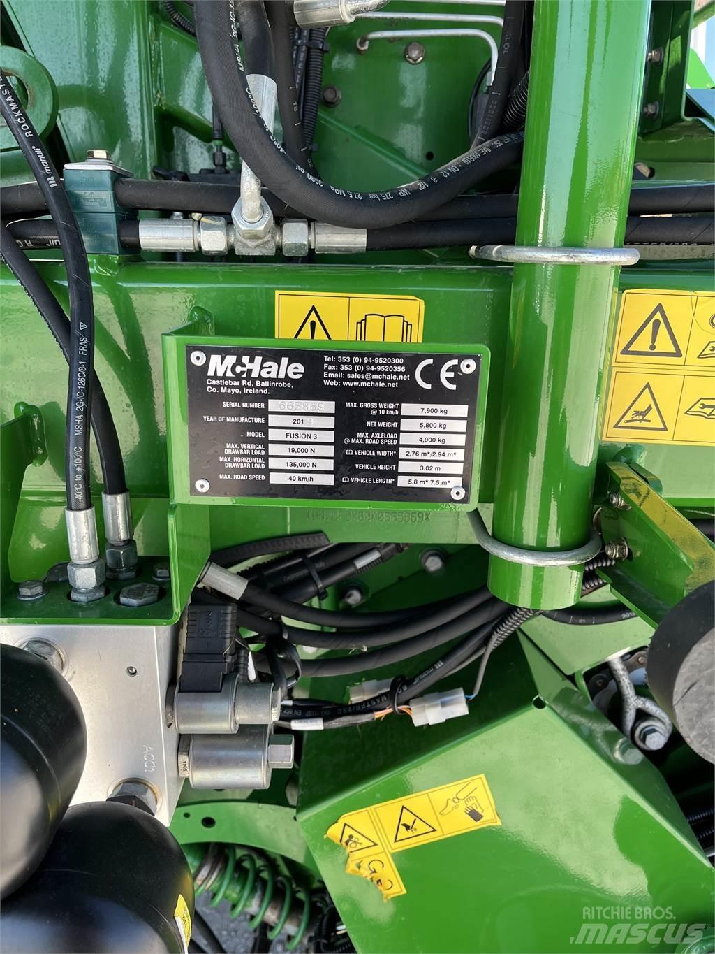 McHale Fusion 3 圓型牧草打包機