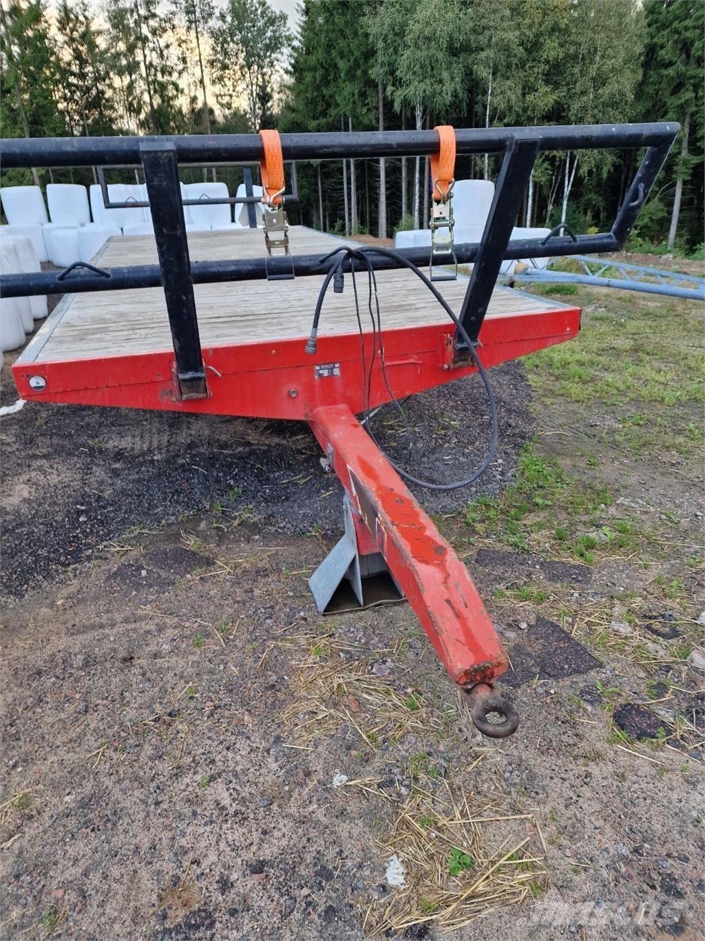 Mova 10T BALKÄRRA 草捆拖車