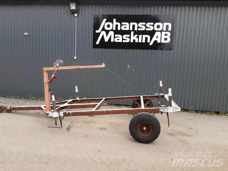  Skogvagn med vinch 林業拖車