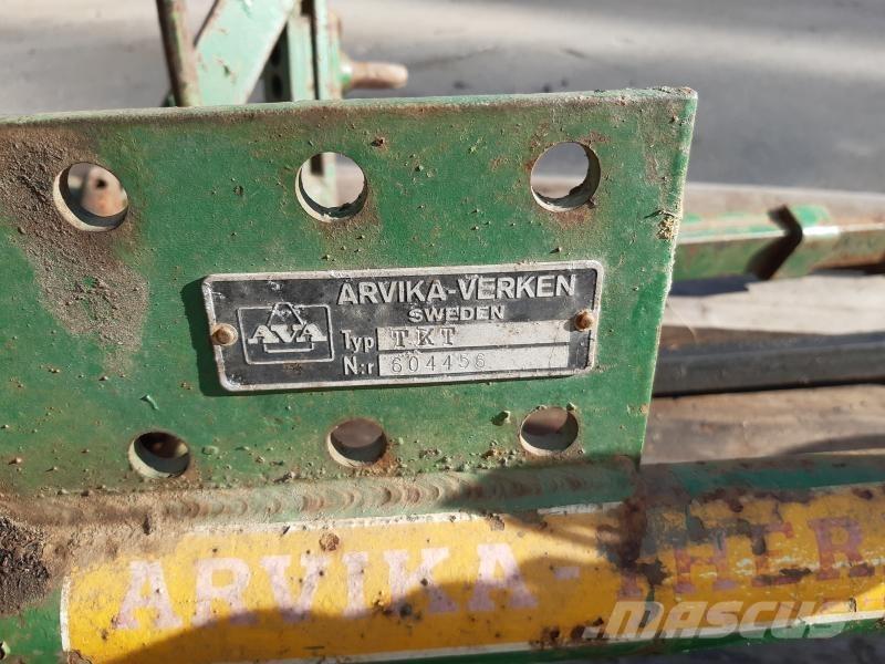  SLÅTTERBALK AVA ARVIKA 莖葉去葉機